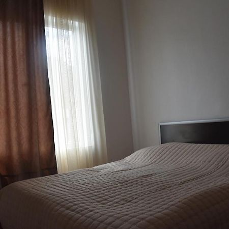 Guesthouse Natalia 보르조미 외부 사진