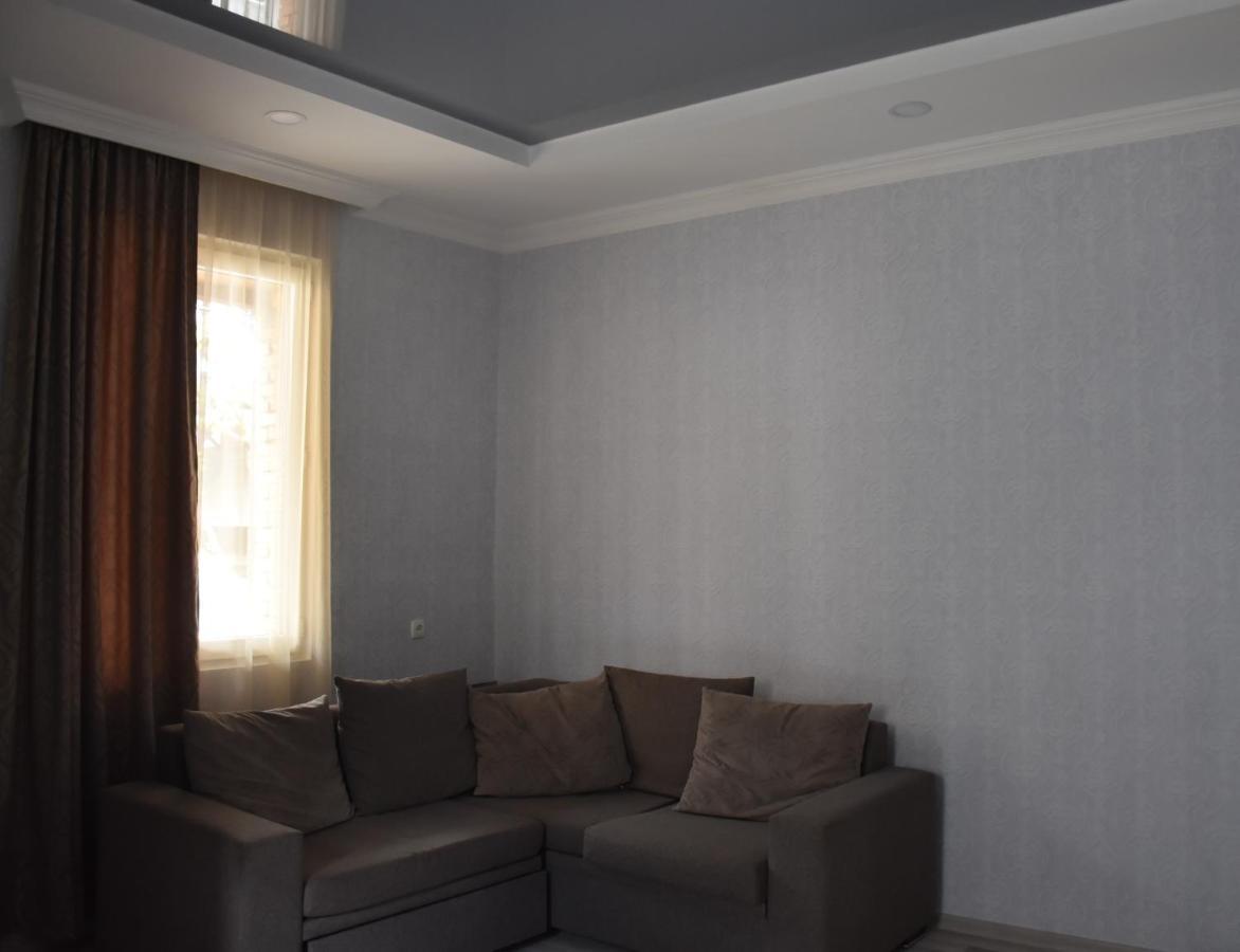 Guesthouse Natalia 보르조미 외부 사진